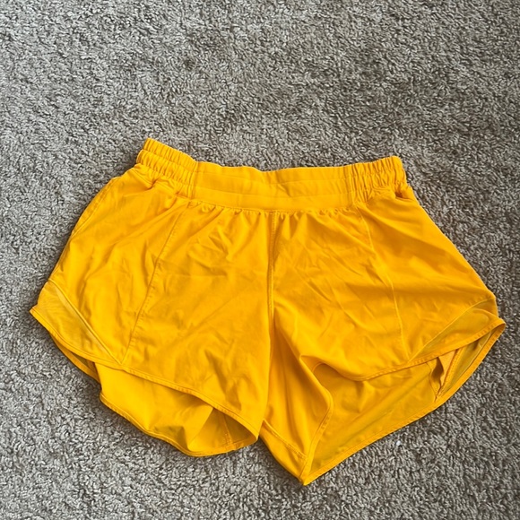 lululemon athletica Pants - Lululemon Hotty Hot 4” Low Waisted Shorts